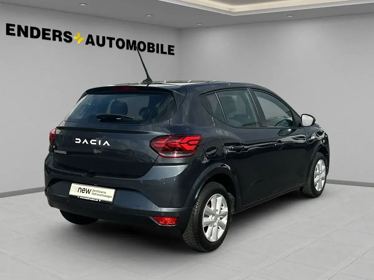 Gebraucht Dacia Sandero Expression 91 PS (66 kW) 2023 Grau Kleinwagen