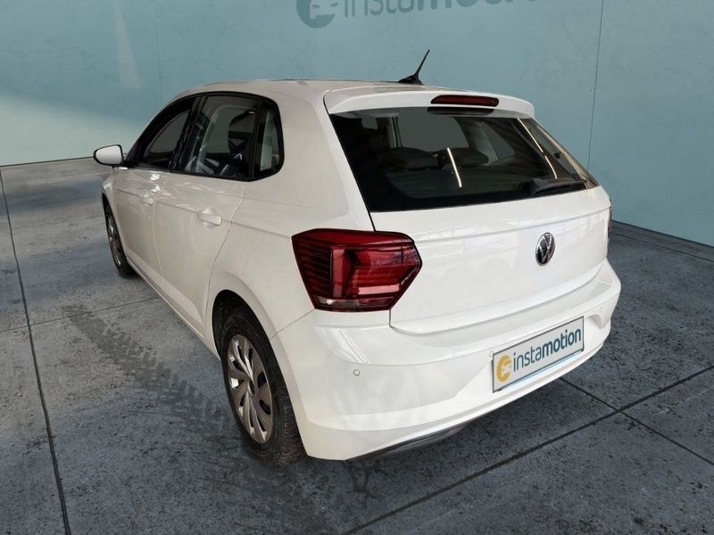 Gebraucht VW Polo Comfortline 95 PS (69 kW) 2021 Weiß Limousine