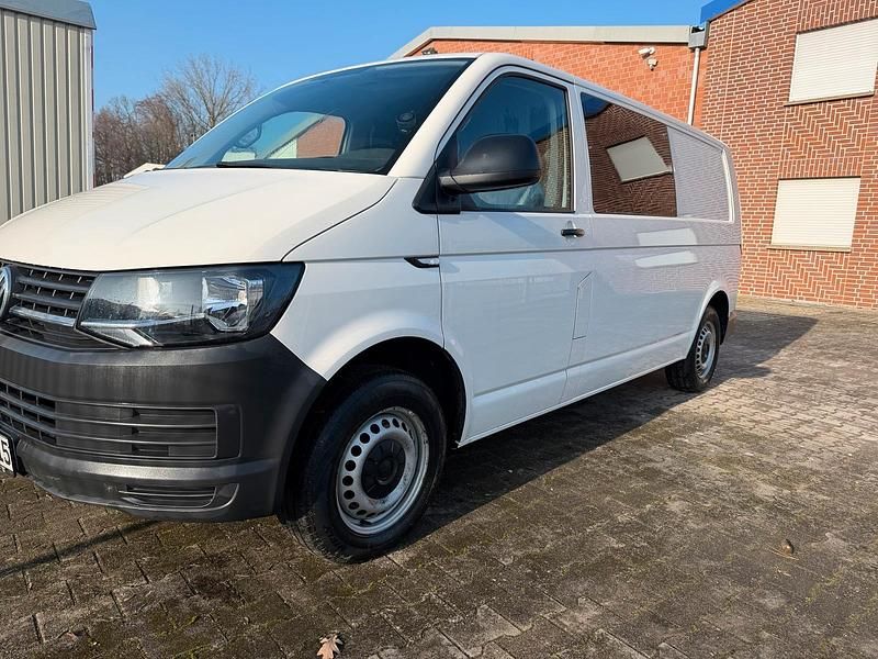Gebraucht VW Transporter 150 PS (110 kW) 2018 Weiß Van