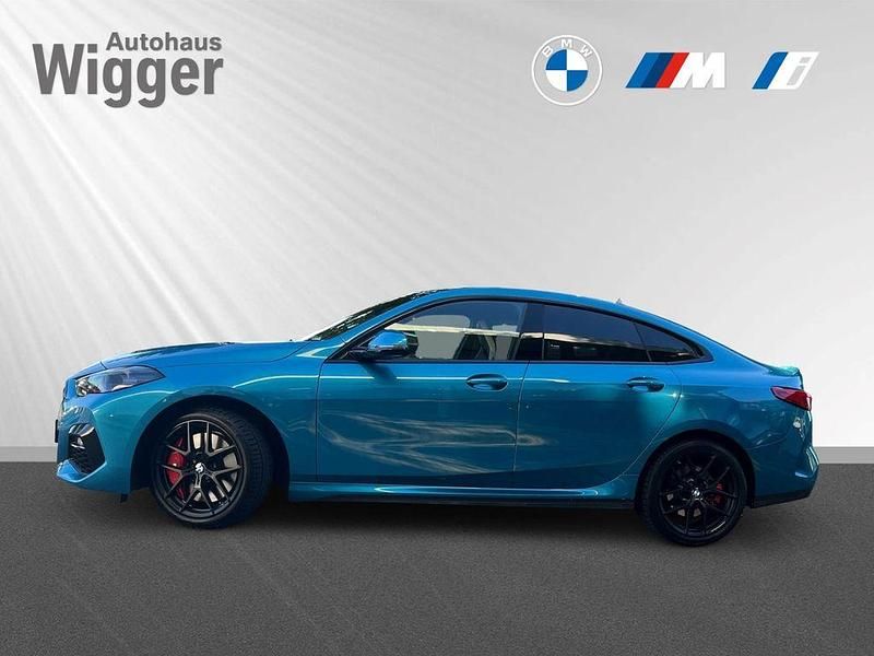 Gebraucht BMW 220 M Sport 178 PS (130 kW) 2024 Blau Coupé