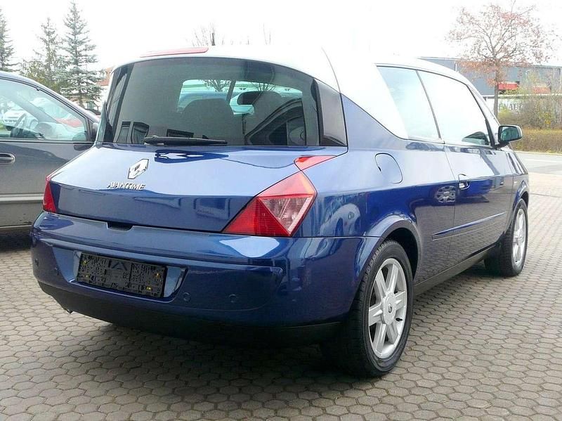 Gebraucht Renault Avantime Privilege 207 PS (152 kW) 2002 Monaco blau Van / Kleinbus