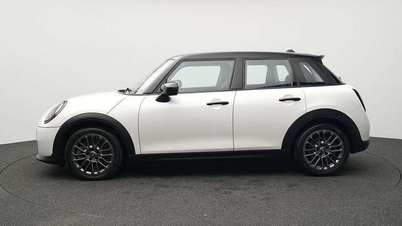 Gebraucht Mini Cooper S Classic 204 PS (150 kW) 2024 Weiß Kleinwagen
