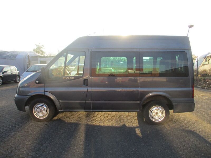 Gebraucht Ford Transit 86 PS (63 kW) 2007 Graphitgrau metallic Kombi