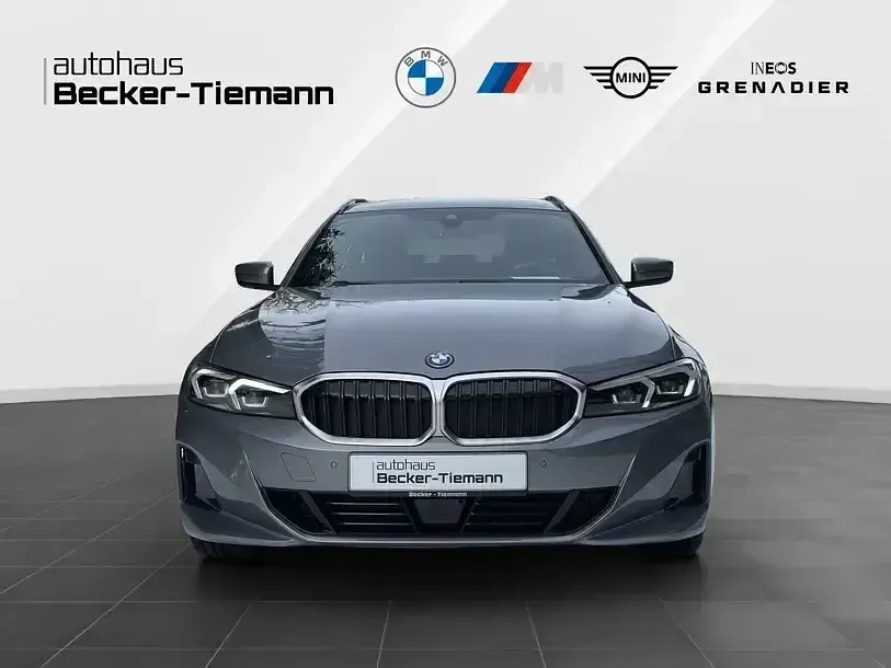 Używany BMW 330e Efficient Dynamics 292 KM (214 kW) 2022 Szary Kombi