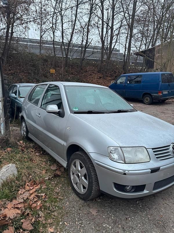 Gebraucht VW Polo 60 PS (44 kW) 2001 Grau Kleinwagen