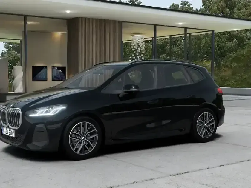Gebraucht BMW 220 Active Tourer M Sport 170 PS (125 kW) 2025 Black sapphire (schwarz) Van / Kleinbus