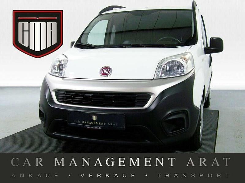 Weiß Gebraucht 2017 Fiat Fiorino Van / Kleinbus | 7.551 € (Fairer Preis) - Bild 1/4