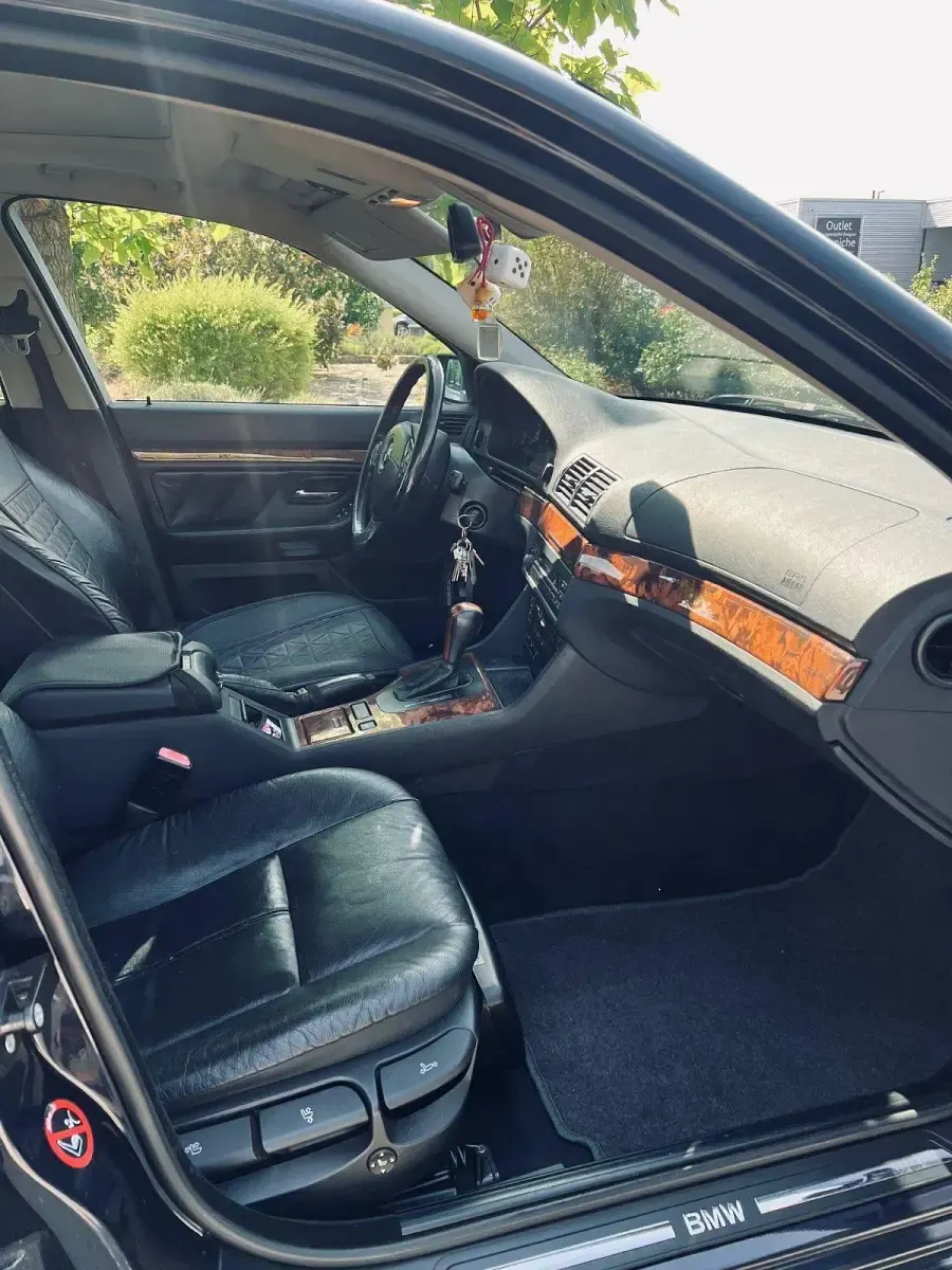 Gebraucht BMW 523 170 PS (125 kW) 1998 Blau Limousine