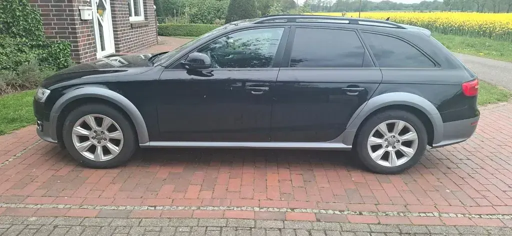 Gebraucht Audi A4 Allroad 190 PS (139 kW) 2014 Schwarz Kombi