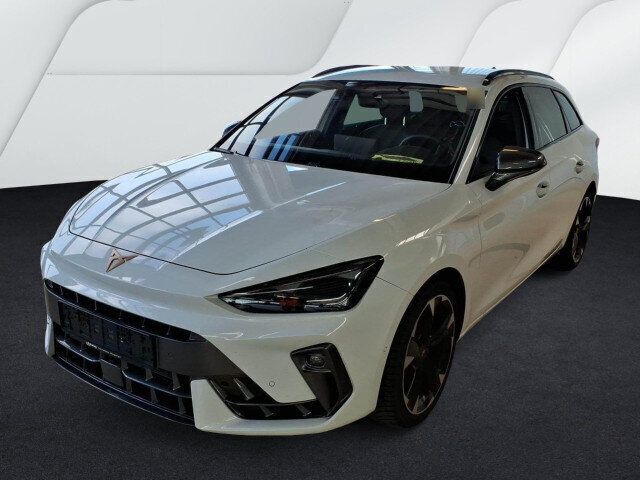 Glacial weiß metallic (metallic) Gebraucht 2024 Cupra Leon Limousine | 31.990 € (Etwas zu teuer) - Bild 1/4