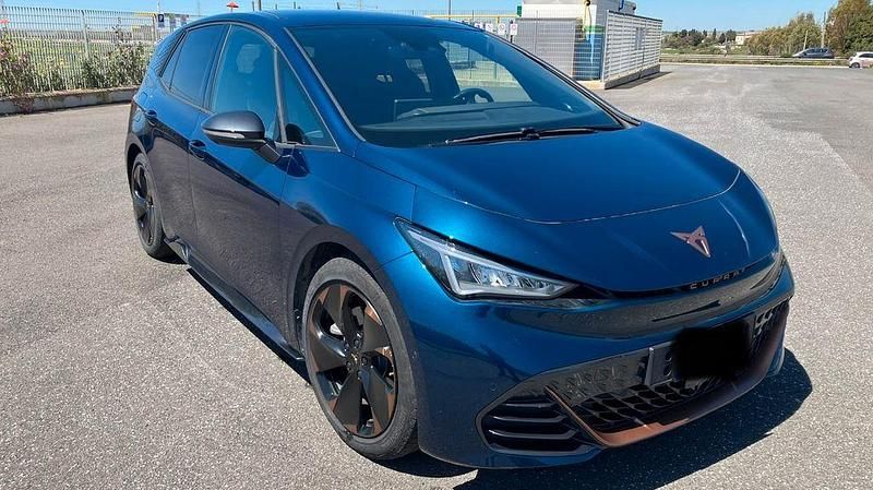 Usata Cupra Born 169 kW (231 CV) 2024 Blu Utilitaria