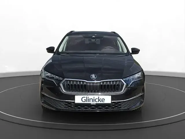 Gebraucht Skoda Octavia Selection 150 PS (110 kW) 2025 Blackmagic perleffekt Kombi