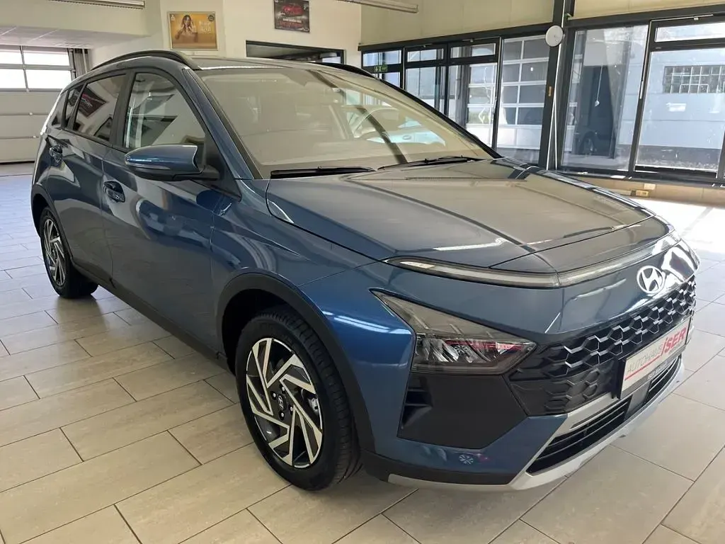 Gebraucht Hyundai Bayon Trend 101 PS (74 kW) 2025 Blau SUV