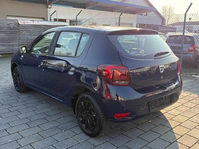 Gebraucht Dacia Sandero Comfort 90 PS (66 kW) 2017 Blau Limousine