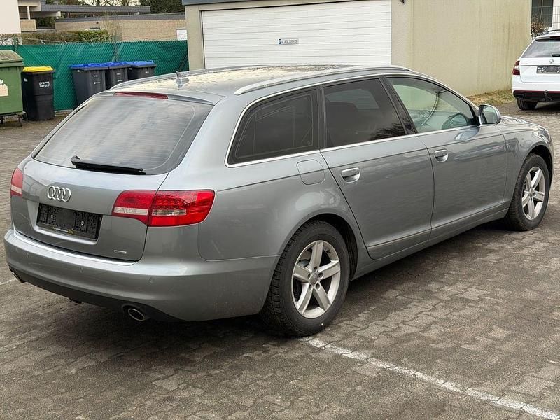 Gebraucht Audi A6 Advanced 190 PS (139 kW) 2011 Grau Kombi