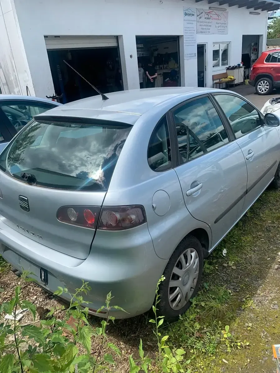 Gebraucht Seat Ibiza 101 PS (74 kW) 2007 Silber Kleinwagen