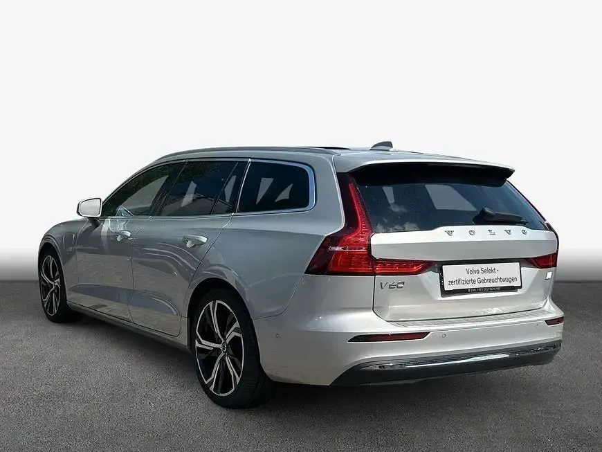Gebraucht Volvo V60 Ultimate 455 PS (334 kW) 2023 Silber Kombi