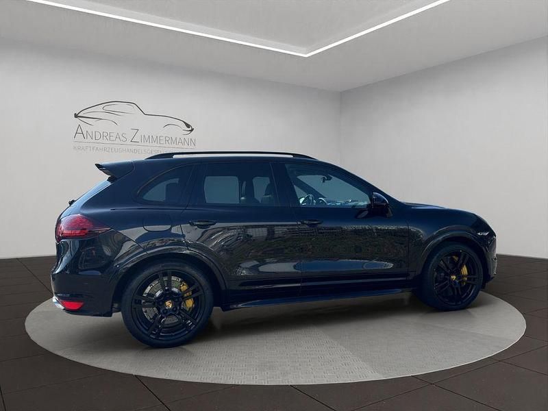 Gebraucht Porsche Cayenne Turbo S Sport 549 PS (403 kW) 2013 Schwarz SUV