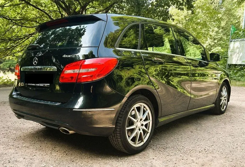 Gebraucht Mercedes 220 184 PS (135 kW) 2014 Schwarz Van / Kleinbus