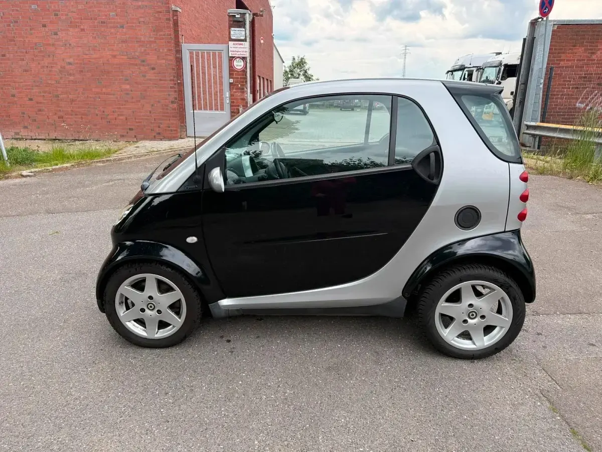 Gebraucht Smart ForTwo Coupé 61 PS (44 kW) 2006 Schwarz Coupé