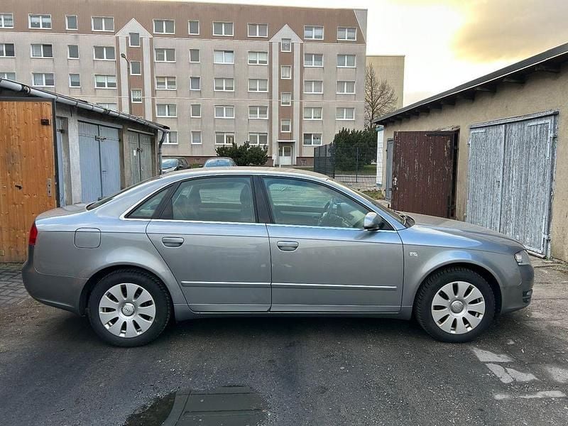 Gebraucht Audi A4 131 PS (96 kW) 2007 Silber Limousine
