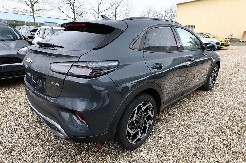 Neu Kia XCeed GT-Line 179 PS (131 kW) 2025 Lunarsilber metallic SUV