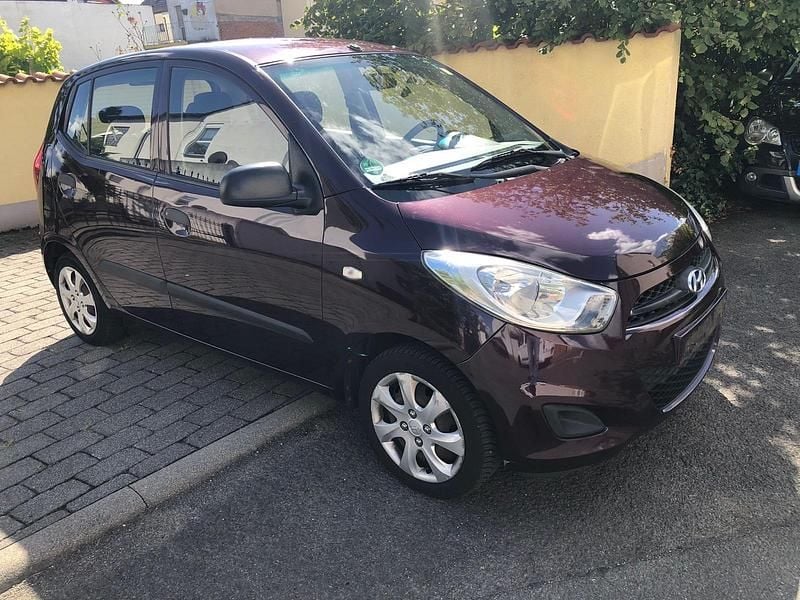 Violet Gebraucht 2013 Hyundai i10 Kleinwagen | 1.250 € (Fairer Preis) - Bild 1/4