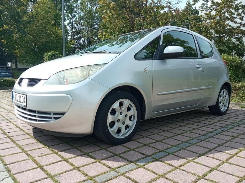 Silber Gebraucht 2005 Mitsubishi Colt Invite Kleinwagen | 1.800 € (Etwas zu teuer) - Bild 1/4