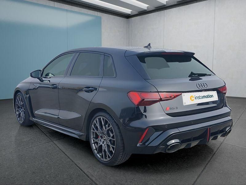 Gebraucht Audi RS3 Sportback 400 PS (294 kW) 2025 Grau Kleinwagen
