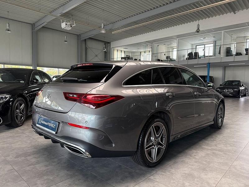 Gebraucht Mercedes CLA250e Shooting Brake AMG 163 PS (119 kW) 2024 Grau Kombi
