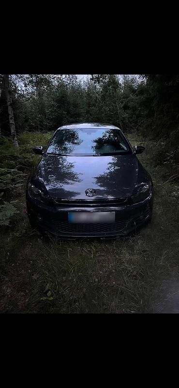 Grau Gebraucht 2011 VW Scirocco Coupé | 6.500 € (Etwas zu teuer) - Bild 1/4