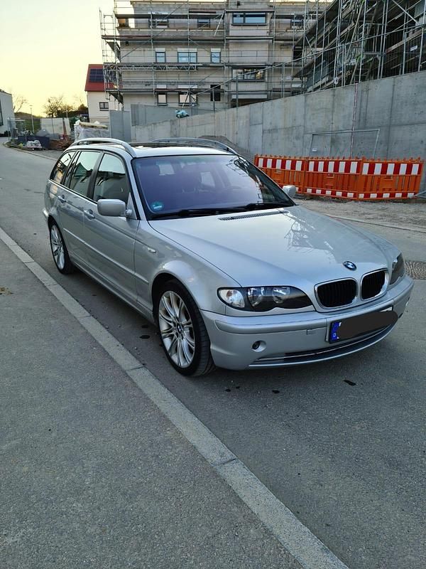 Gebraucht BMW 320 150 PS (110 kW) 2005 Silber Kombi