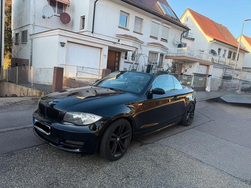 Gebraucht BMW 118 Cabriolet 143 PS (105 kW) 2008 Schwarz Cabrio