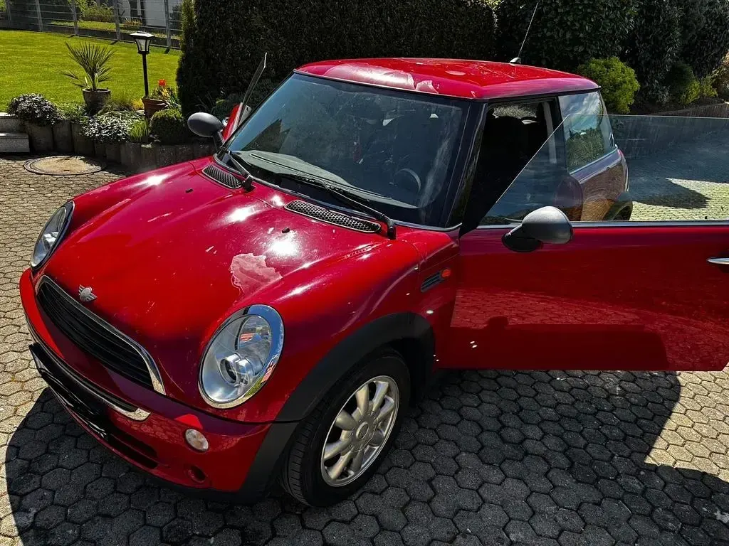 Used Mini ONE 90 HP (66 kW) 2005 Red Hatchback