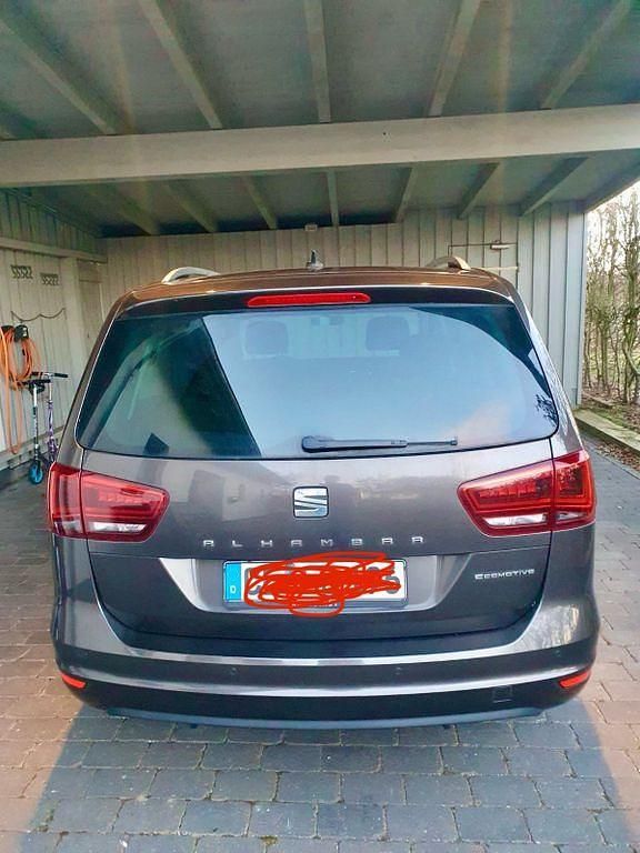 Gebraucht Seat Alhambra Style 150 PS (110 kW) 2016 Braun Van / Kleinbus
