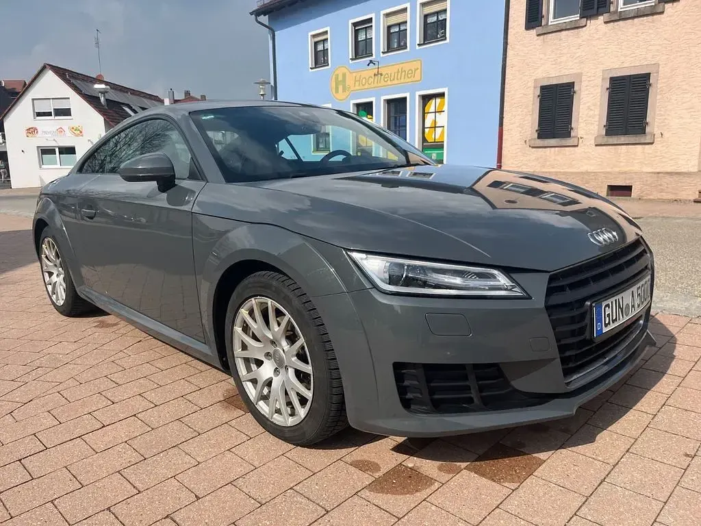 Second-hand Audi TT Ambiente 230 CP (169 kW) 2016 Gri Coupe