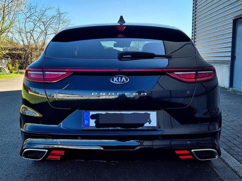 Gebraucht Kia ProCeed GT 204 PS (150 kW) 2019 Schwarz Kombi