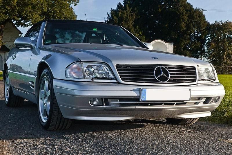 Second-hand Mercedes SL320 224 CP (164 kW) 2000 Argintiu Cabrio