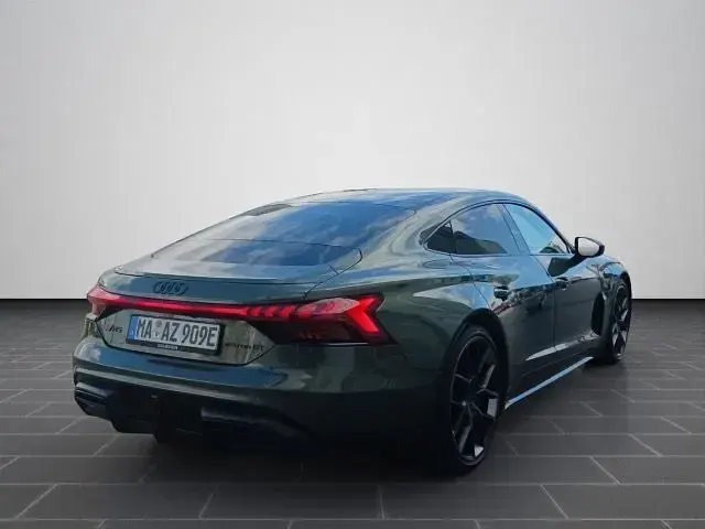 Gebraucht Audi RS e-tron GT Performance 620 kW (843 PS) 2026 Grün Limousine
