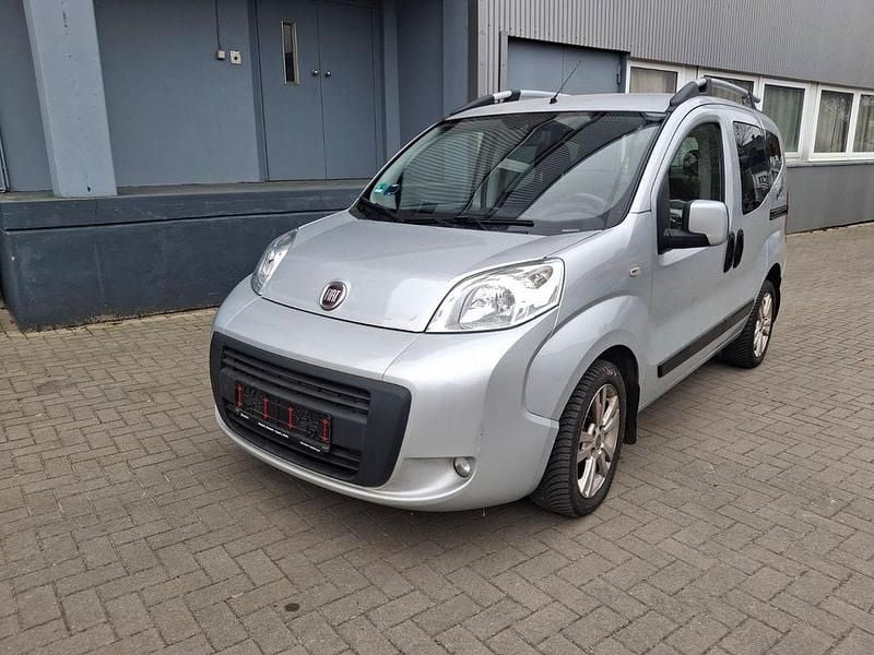 Gebraucht Fiat Qubo Active 75 PS (55 kW) 2012 Silber Van / Kleinbus