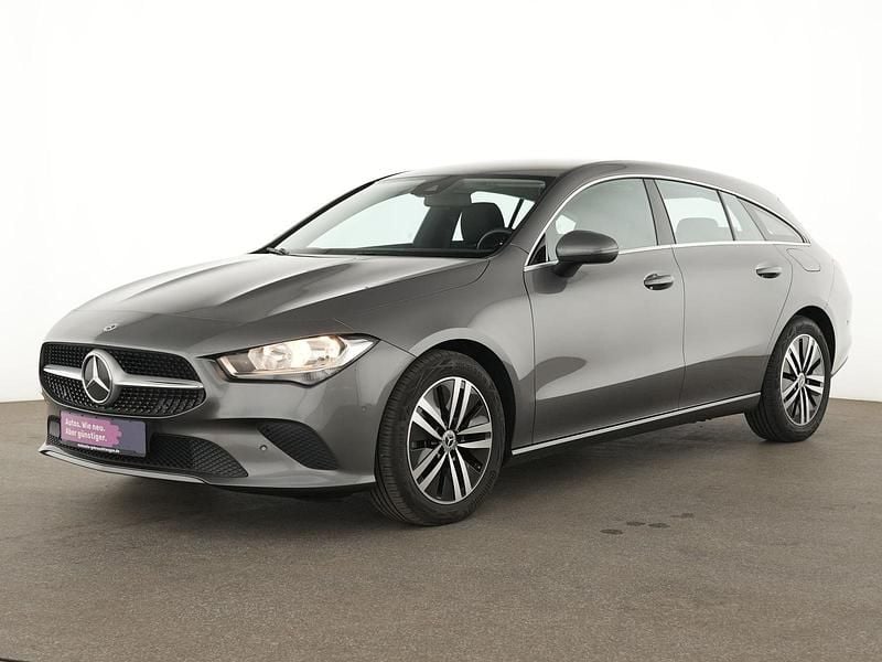 Grau Gebraucht 2021 Mercedes CLA200 Business Kombi | 23.665 € (Guter Preis) - Bild 1/4