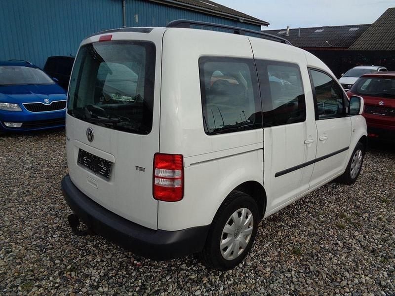 Gebraucht VW Caddy Trendline 86 PS (63 kW) 2012 Weiß Van / Kleinbus