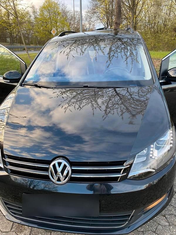 Gebraucht VW Sharan 140 PS (102 kW) 2015 Andere farben Van / Kleinbus