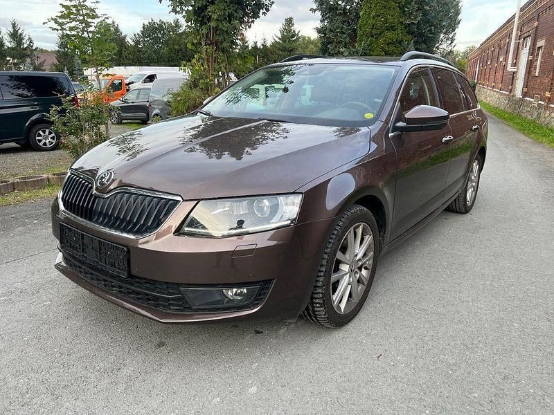 Braun Gebraucht 2014 Skoda Octavia Elegance Kombi | 14.600 € (Fairer Preis) - Bild 1/4