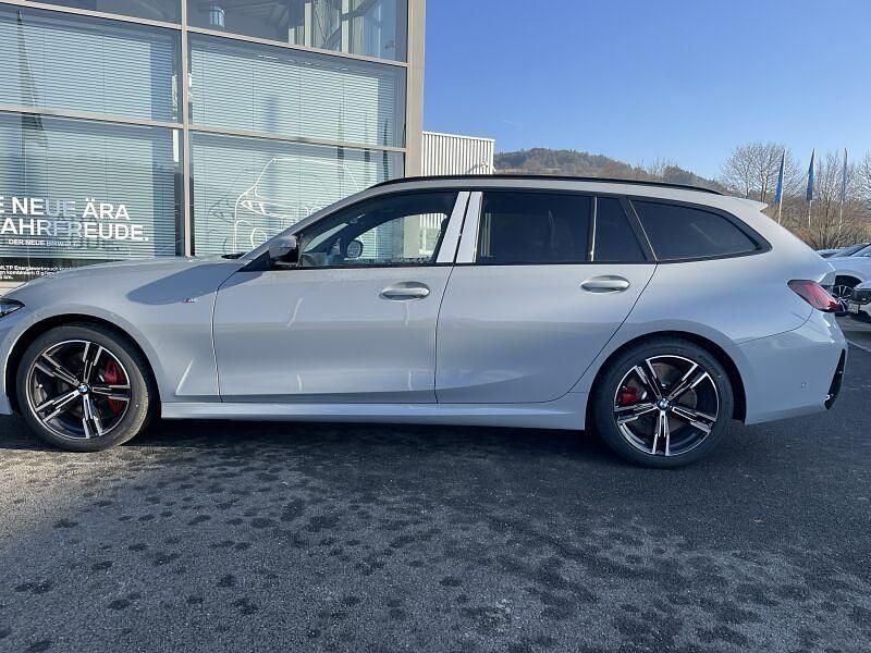 Neu BMW 320 M Sport 184 PS (135 kW) 2026 Grau Limousine