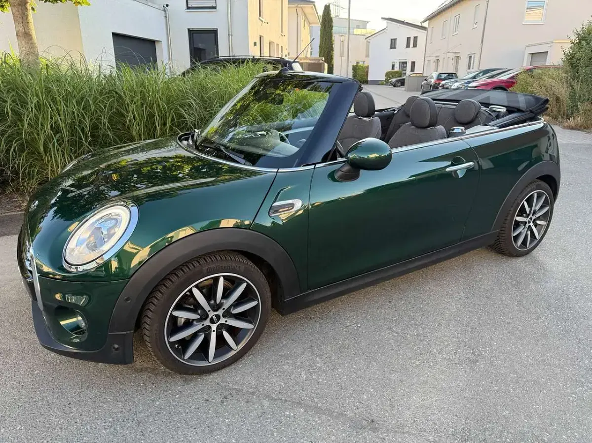 Gebraucht Mini Cooper Cabriolet Chili 136 PS (100 kW) 2018 Grün Cabrio