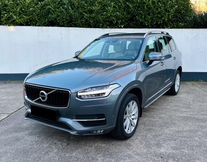 Grau Gebraucht 2016 Volvo XC90 Momentum SUV | 17.000 € - Bild 1/4