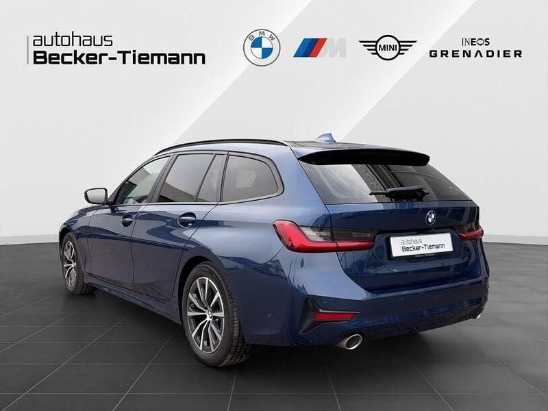 Gebraucht BMW 320 Advantage 190 PS (139 kW) 2021 Andere Limousine
