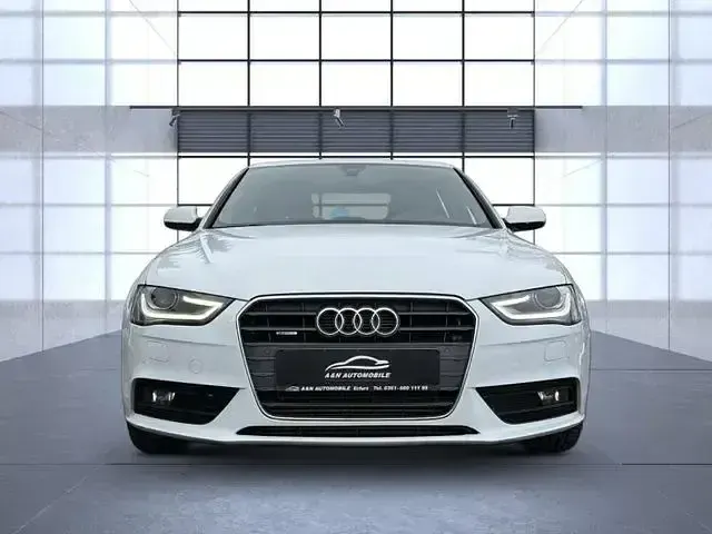 Gebraucht Audi A4 Attraction 195 PS (143 kW) 2014 Weiß Limousine