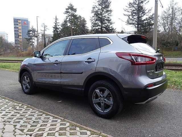 Gebraucht Nissan Qashqai N-Connecta 140 PS (102 kW) 2020 Gun metallic (metallic) SUV